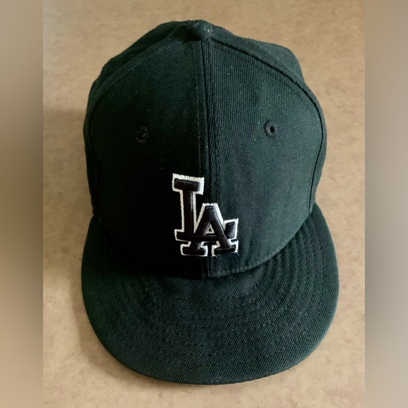 NEW ERA 'DODGERS' Snap-back Hat Black - LOS ANGELES 🏆 - Picture 6 of 6